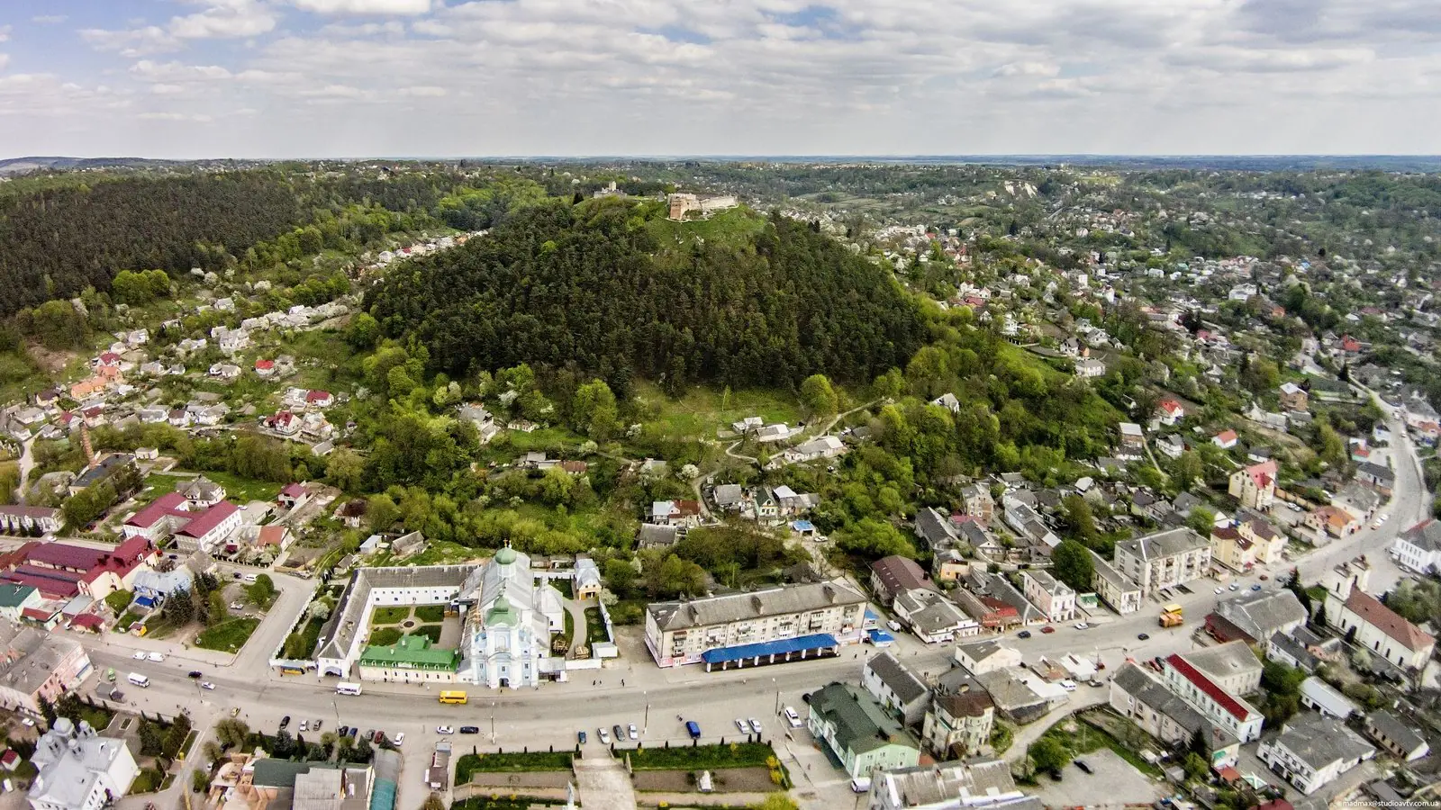 Панорама Кременця з висоти Панорама Кременця з висоти — Кременець