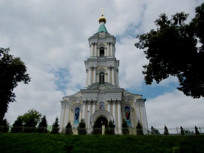 Дзвіниця монастиря — Кременець
