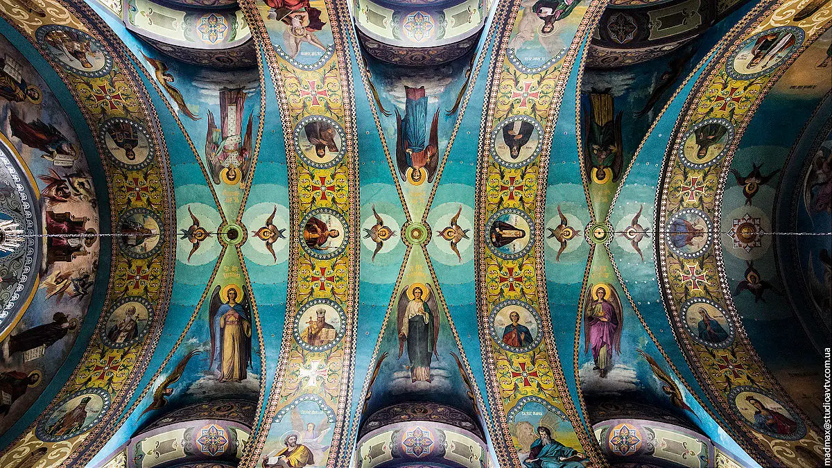 Розписаний неф — Кременець