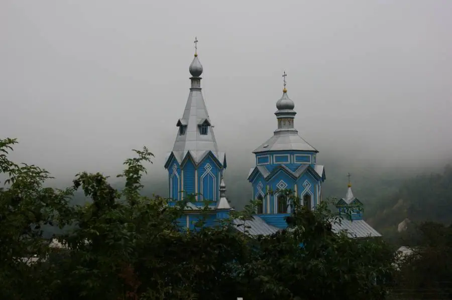 Блакитна церква в тумані — Кременець