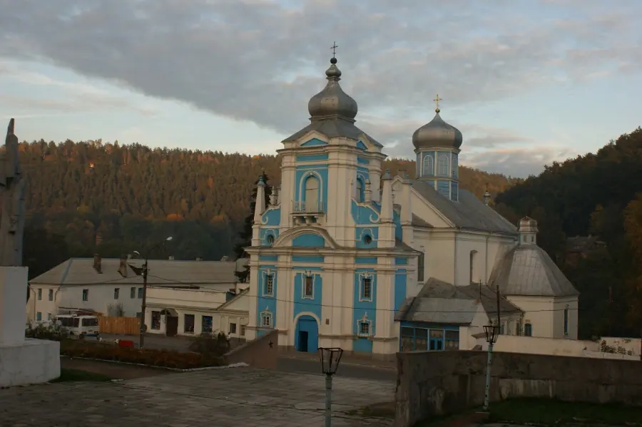Собор і монастир восени — Кременець