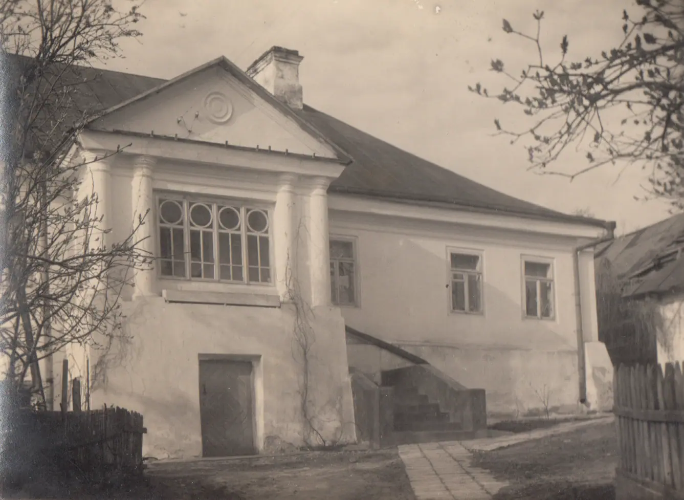 Старий будинок Старий будинок — Кременець