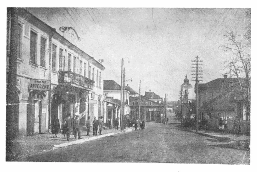 Стара вулиця з крамницями — Кременець