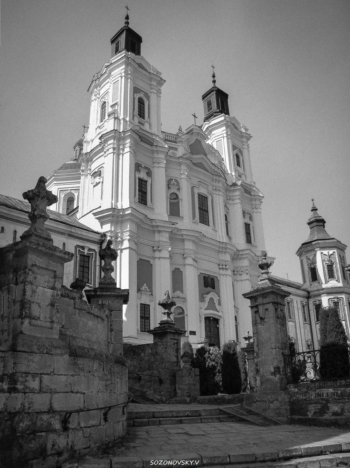 Колегіум, чорно-біле фото — Кременець