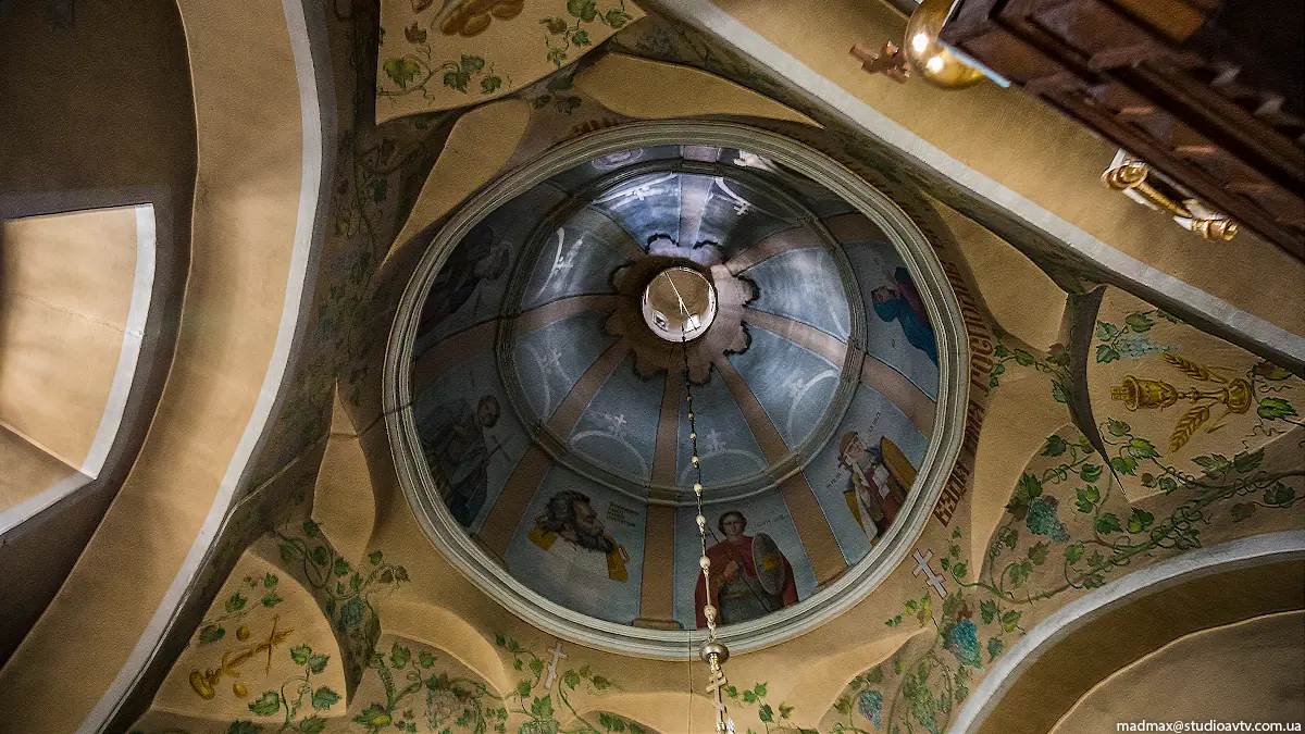 Розписаний купол Розписаний купол — Кременець