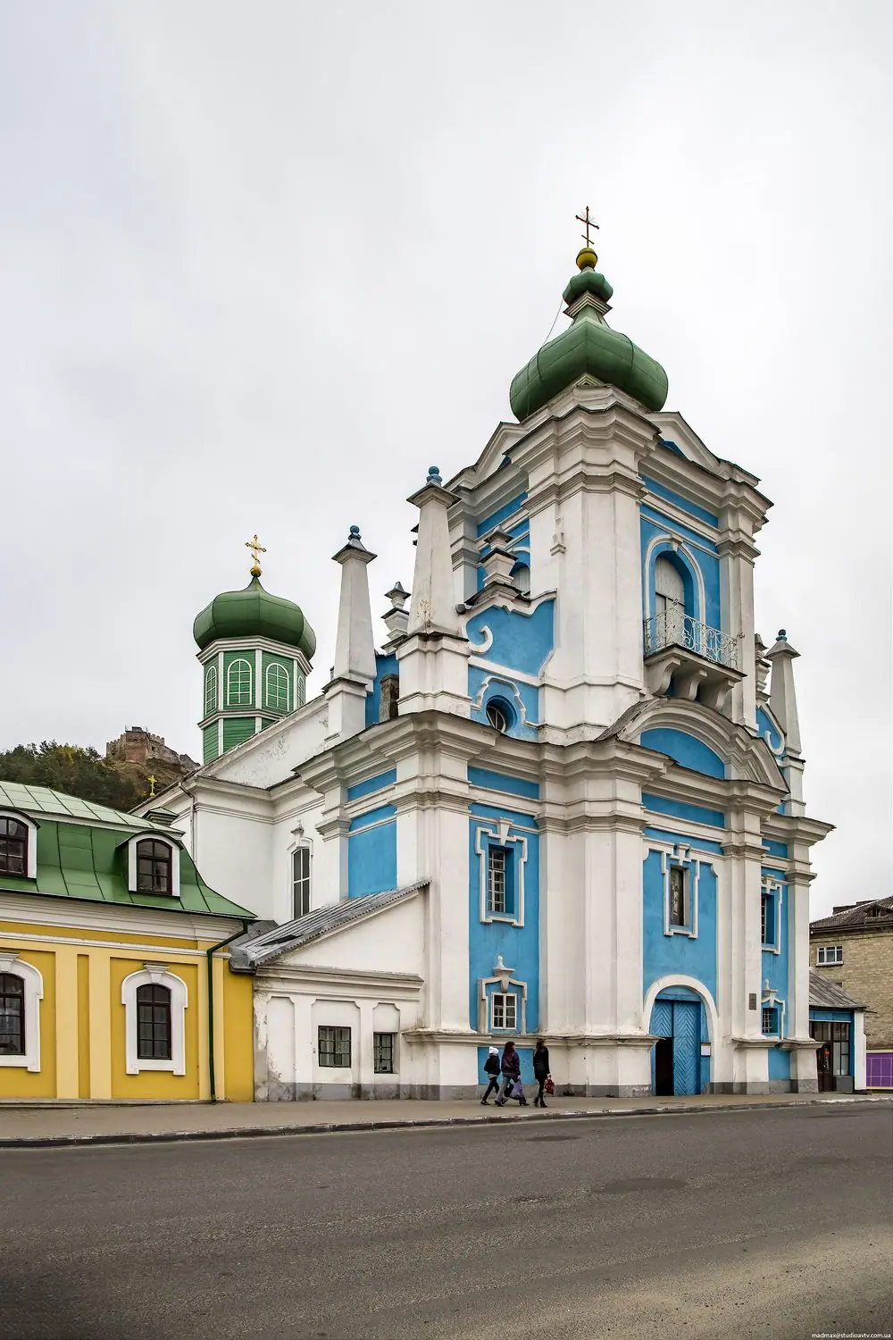 Фасад і вежі собору Фасад і вежі собору — Кременець