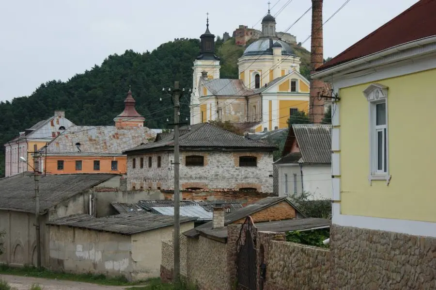 Старі дахи й колегіум — Кременець