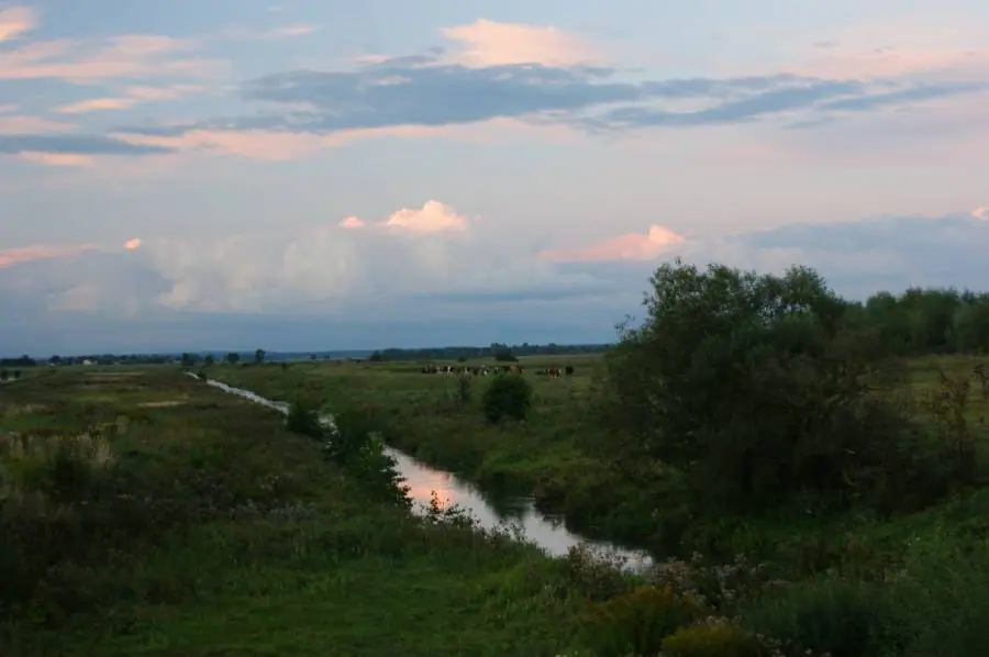 Річка в долині — Кременець