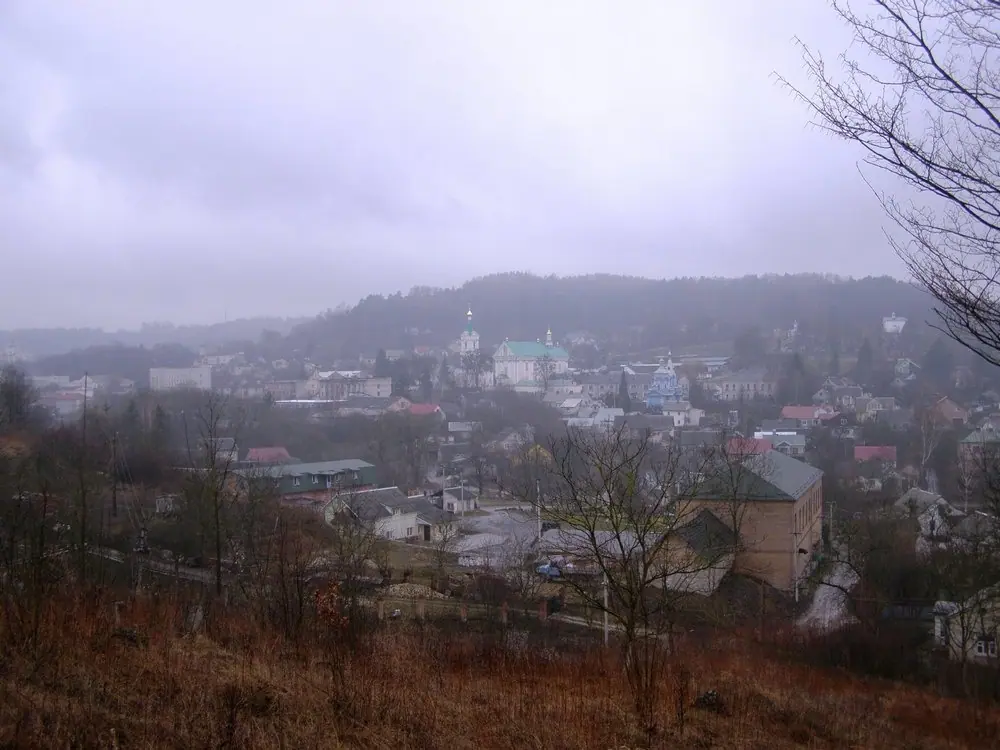 Кременець у тумані — Кременець