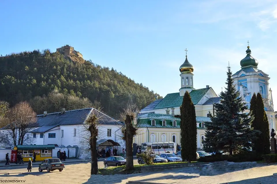 Храм із зеленими банями під Боною Храм із зеленими банями під Боною — Кременець