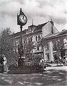 Годинник на площі — Тернопіль
