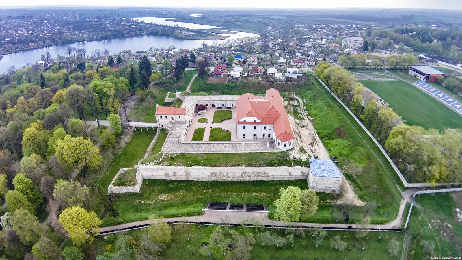 Збаразький замок з висоти — Збараж