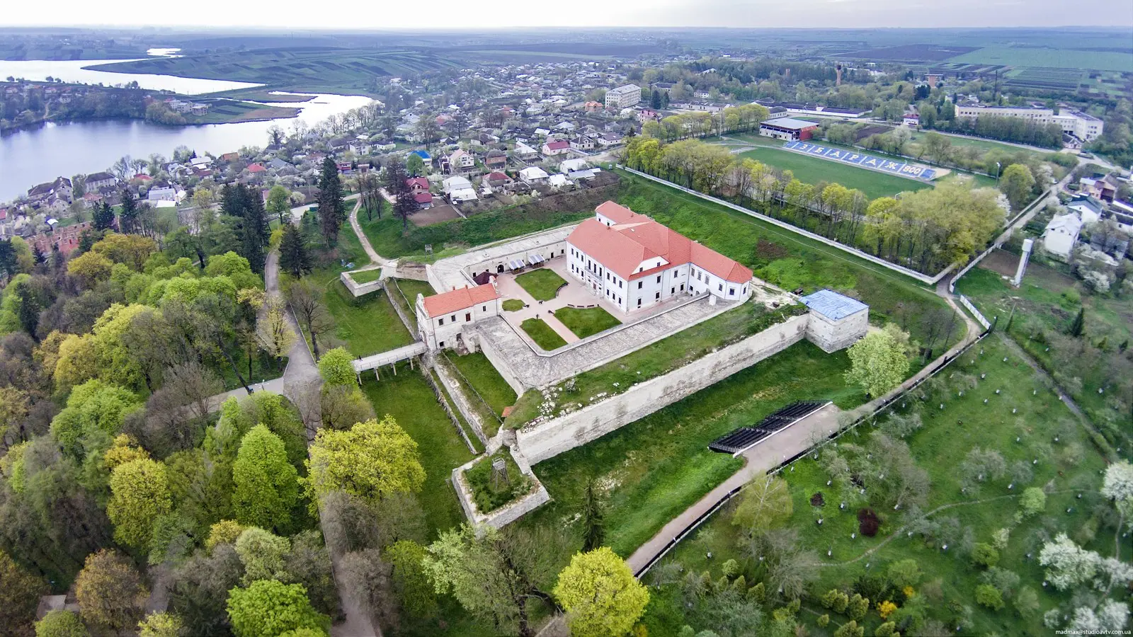 Збаразький замок з висоти — Збараж